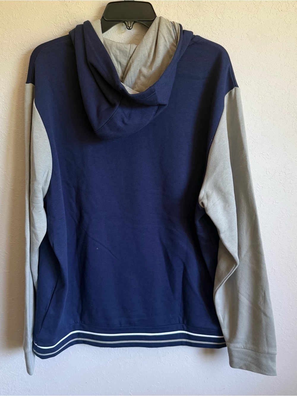 Men’s XL Navy and Gray Fanatics MLB New York Yankees Sporty Athletic Hoodie - Picture 7 of 7